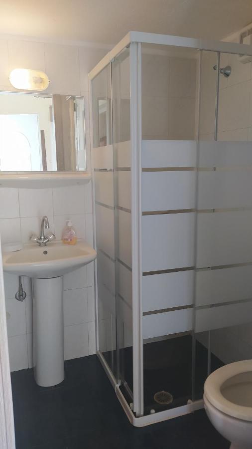 Armenistis Apartment Bagian luar foto